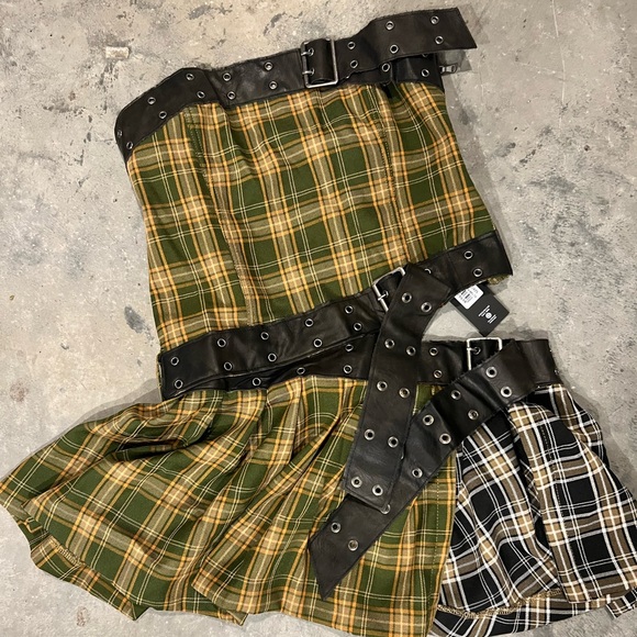 Mini Dress SOLD - Picture 3 of 4